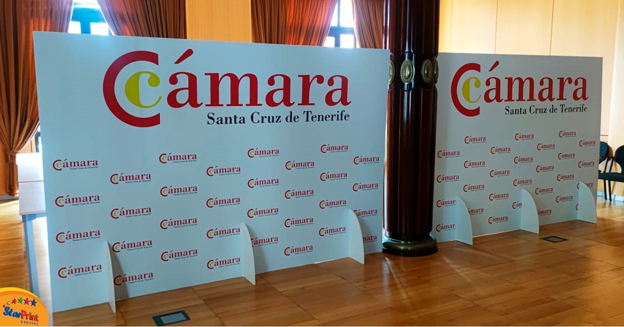 Photocall Cámara de Comercio Santa Cruz